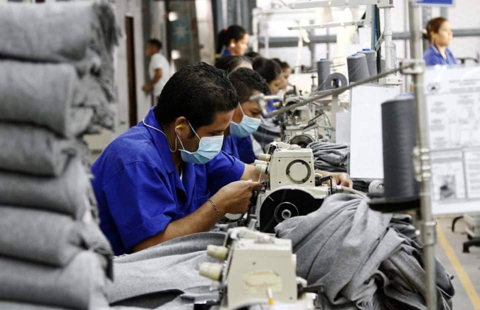Impacto laboral en Cortés: más de 2,600 empleados perderán su empleo tras cierre de maquila