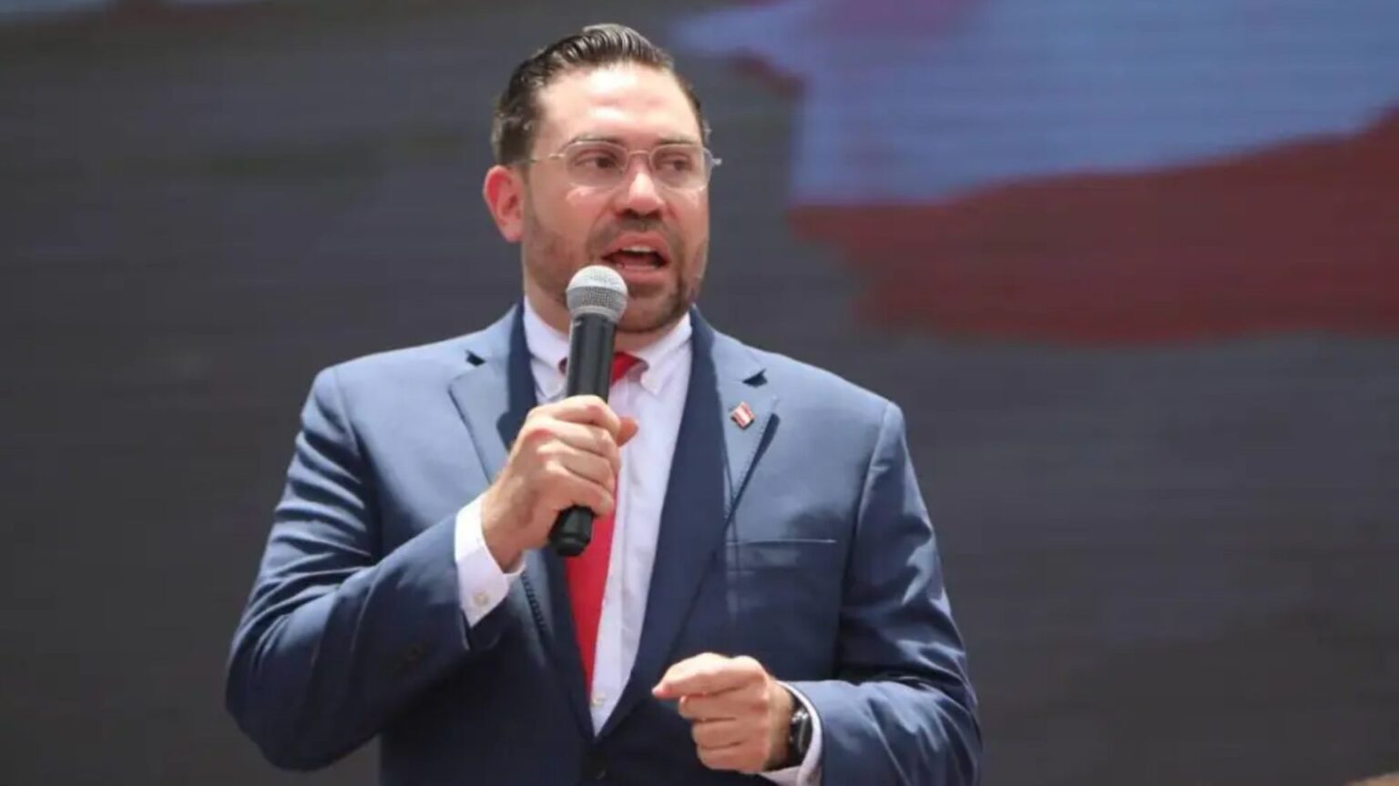 Cálix pide a liberales confiar en Ana Paola Hall